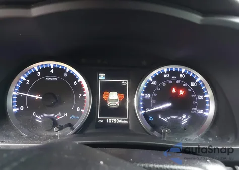 2019 Toyota Highlander Le z USA, uszkodzony, nr VIN 5TDZARFH0KS059202